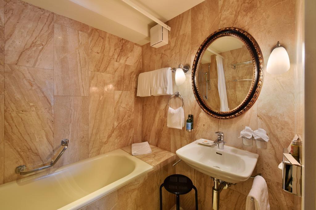 Romantik Hotel Schwan Horgen Eksteriør bilde